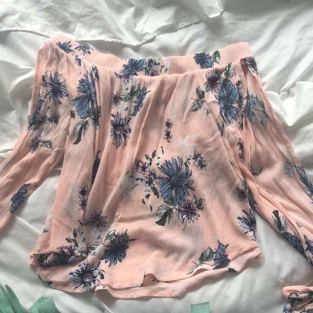 Off the shoulder